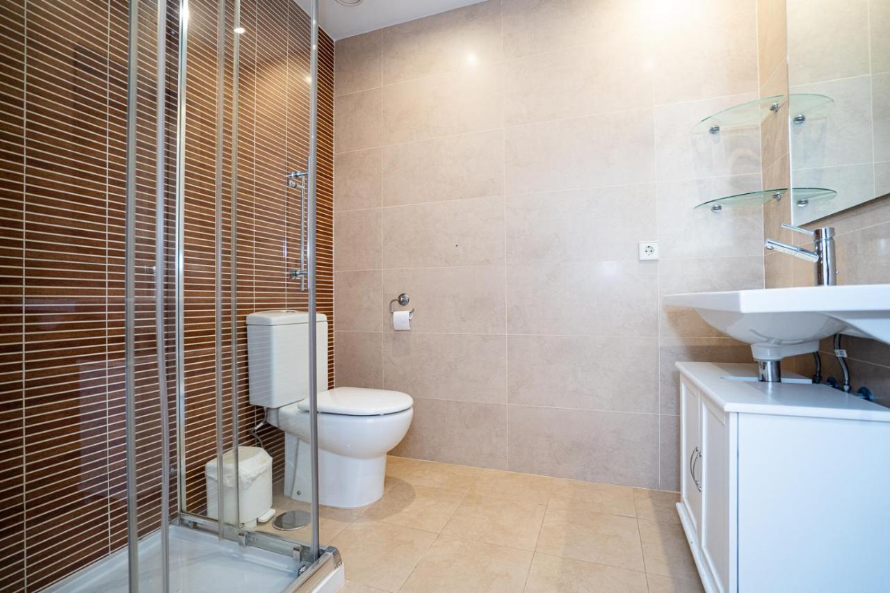 El Sol Sotoserena 2 Bedroom Apartment Estepona Luaran gambar