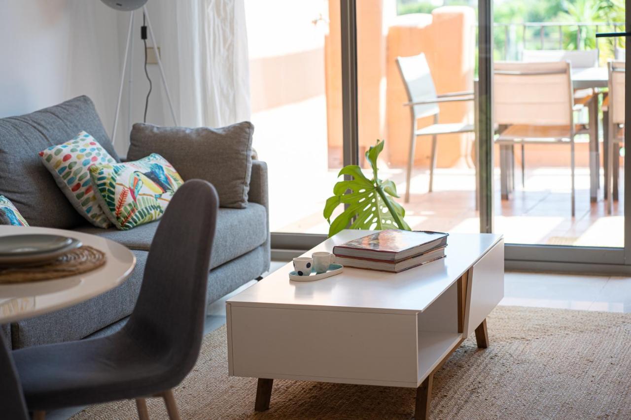 El Sol Sotoserena 2 Bedroom Apartment Estepona Luaran gambar